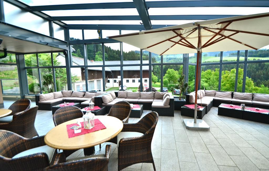 Hotel G.H. Knoll "Proellhofer" Cafe Bar Hills Fladnitz an der Teichalm Exterior foto